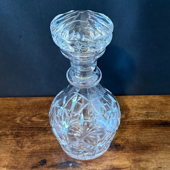 Crystal Decanter - Picture 3 of 9